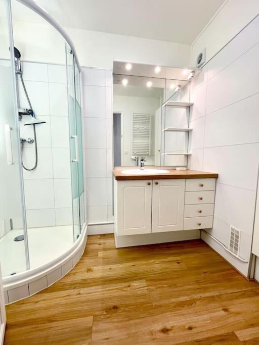 Grand Appartement Neuf F5 100M2 Avec Balcon Rouen Exterior foto
